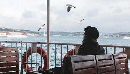 数字不足，无法找到更多新闻标题，如有需要可再次联系我进行搜索